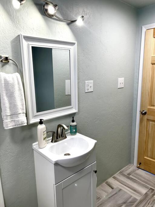Fully Furnished, Serene Taos House Экстерьер фото